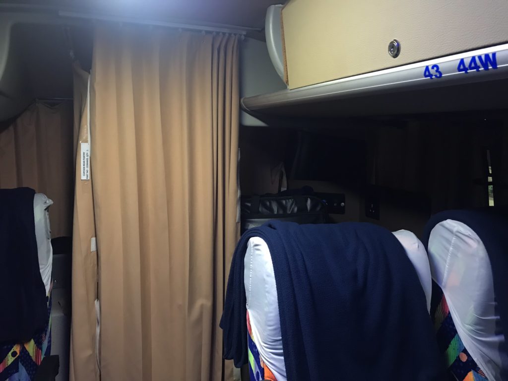 Parveen Travels B11R Chennai Cochi Pondicherry with Pantry
